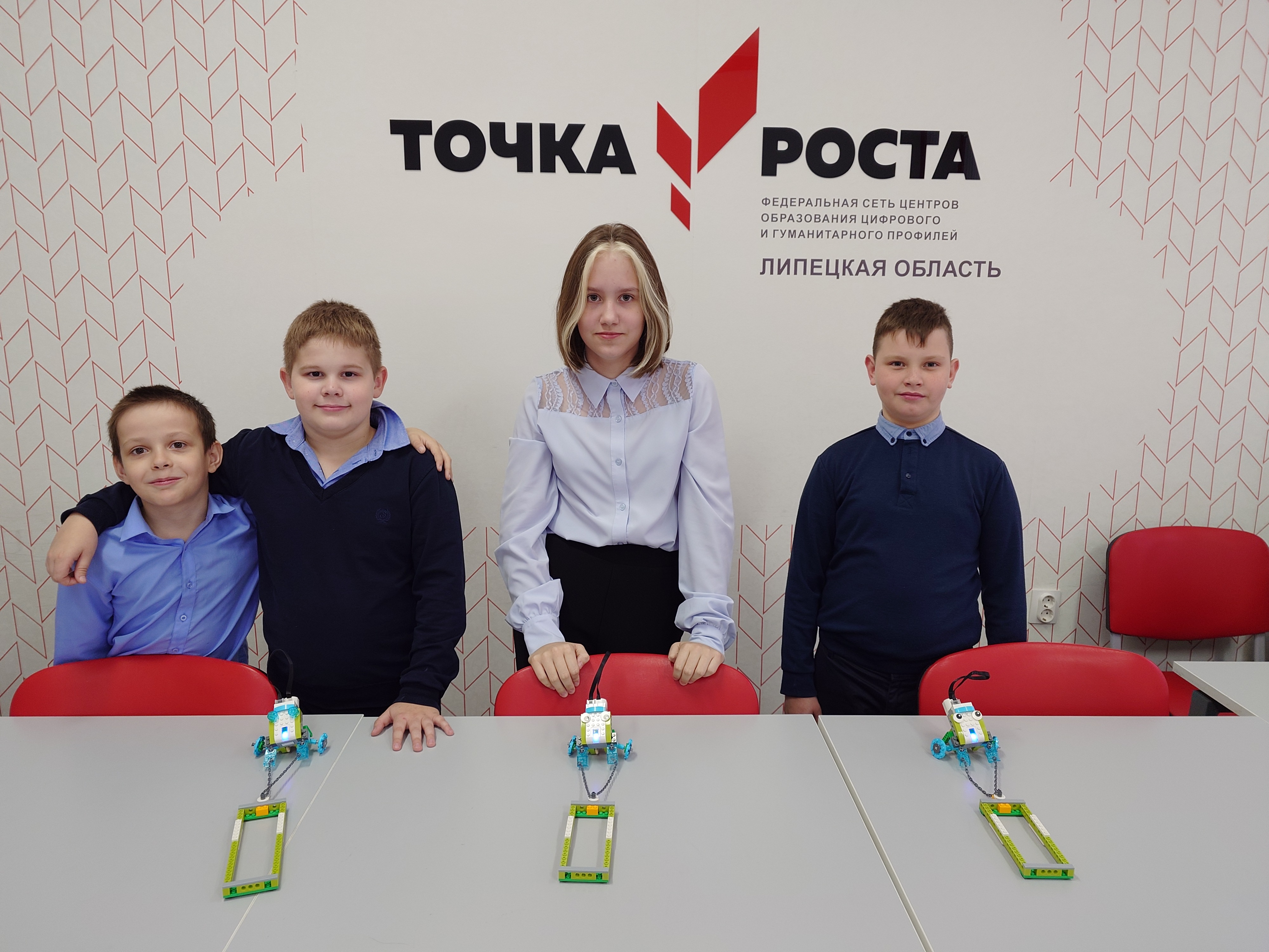 Робот- тягач..