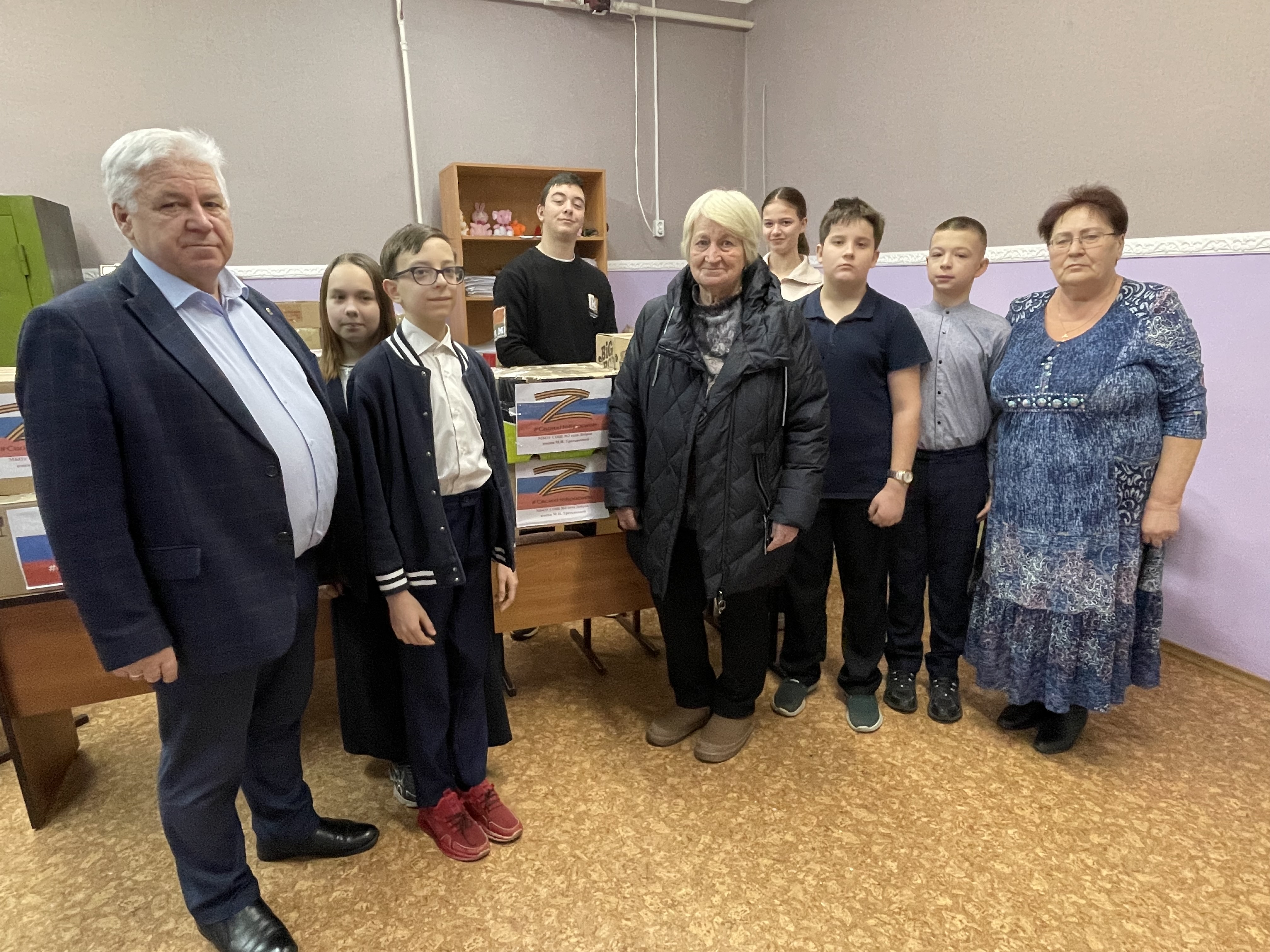 Добрый подарок бойцу.